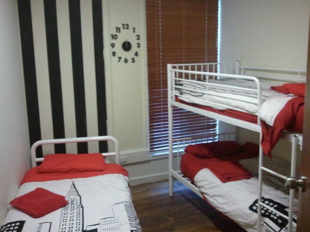 The Melbourne Connection Travellers Hostel 객실 사진